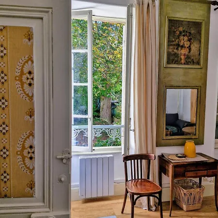 Maison La Bourbonnaise, Proche Des Thermes Apartment *