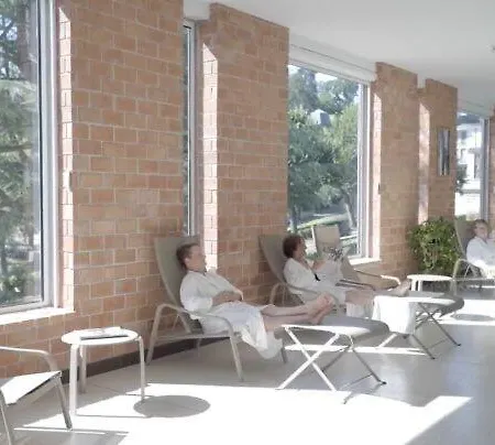 Апартаменты Les Demeures Du Parc, La Bourbonnaise, Proche Des Thermes