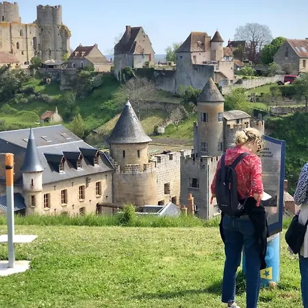 Апартаменты Les Demeures Du Parc, La Bourbonnaise, Proche Des Thermes Бурбон-л’Аршамбо